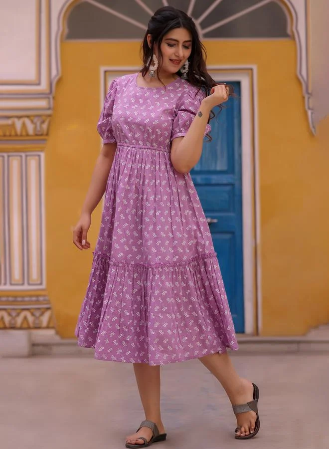 ملائم فستان قطني بطبعات زهور اللافندر متعدد الطبقات